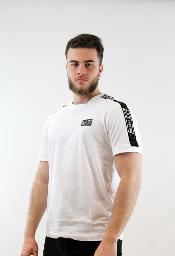 t-shirt logo series con logo